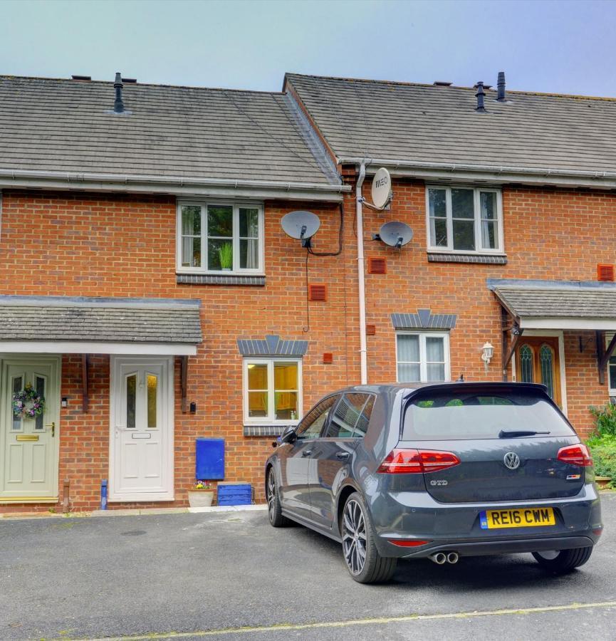 Modern 2 Bed House Sleeps 6 Southam Town Centre - Inspire Homes Ltd Esterno foto