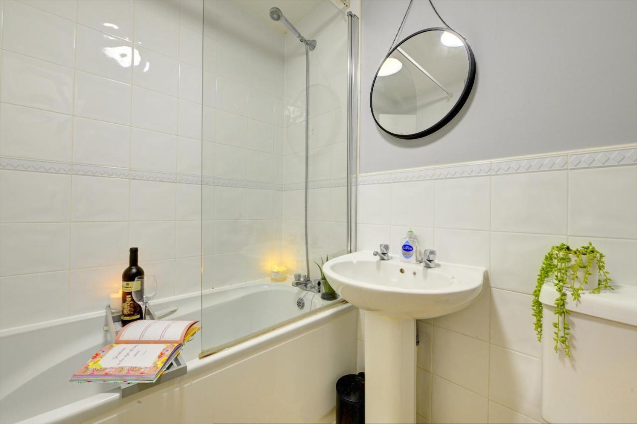 Modern 2 Bed House Sleeps 6 Southam Town Centre - Inspire Homes Ltd Esterno foto