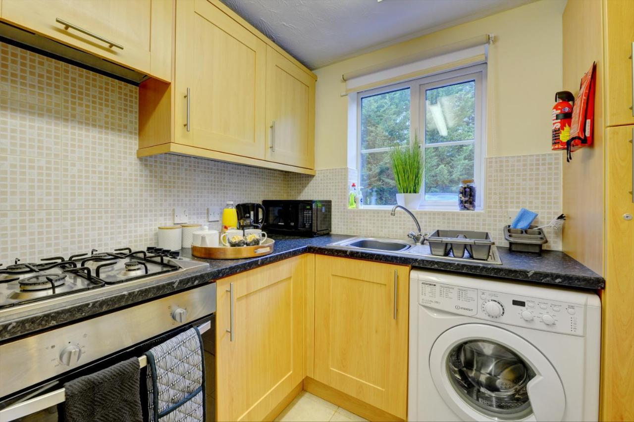 Modern 2 Bed House Sleeps 6 Southam Town Centre - Inspire Homes Ltd Esterno foto